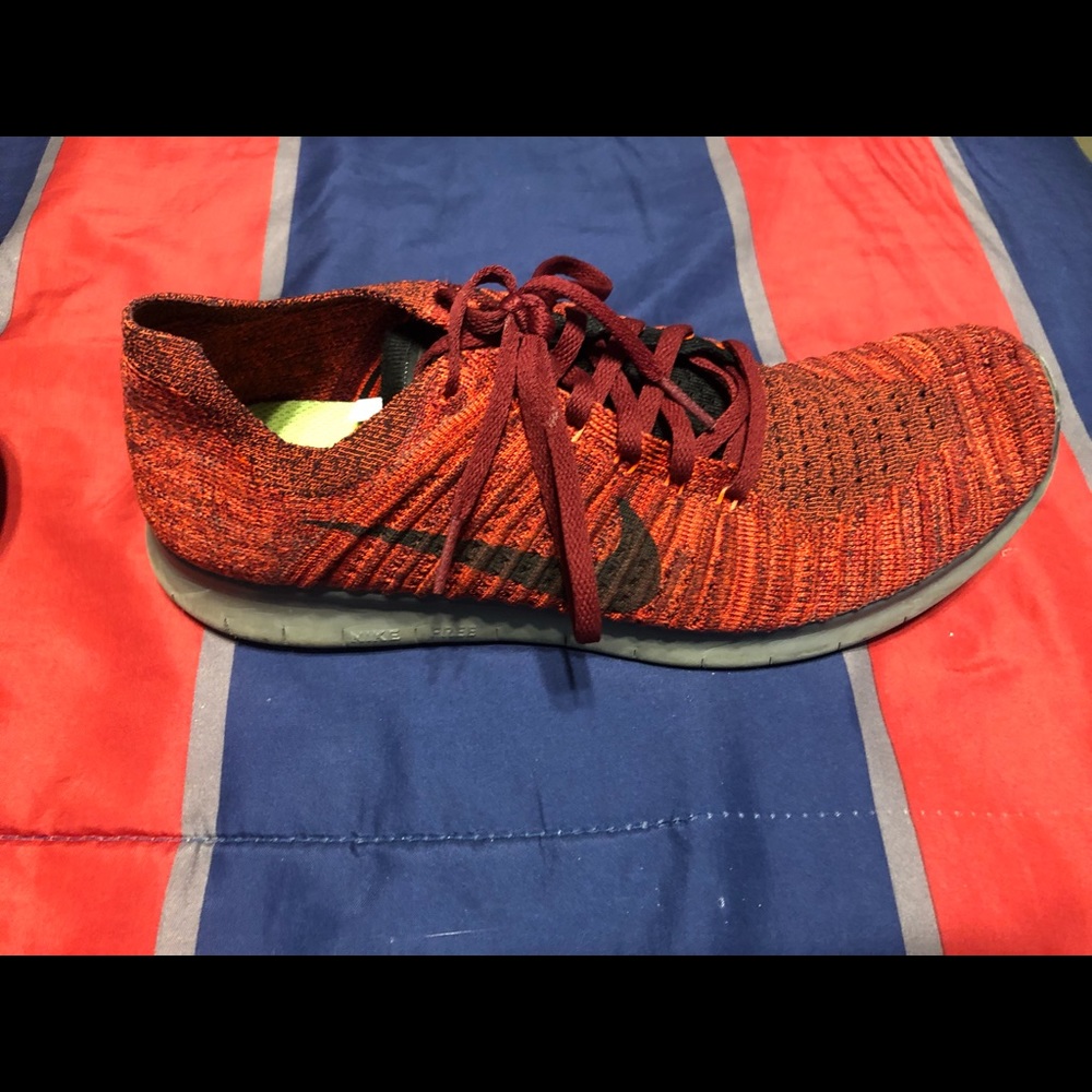 Nike free shoes